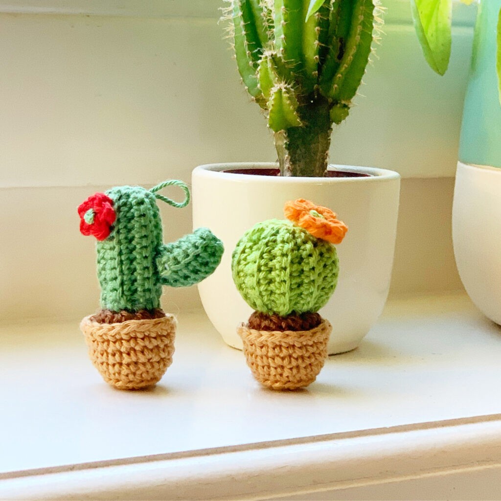 cactus keychain crochet patterns